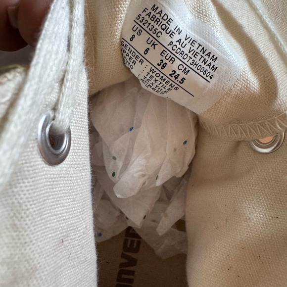 Women’s Cream Converse High tops ✨ - Picture 6 of 7